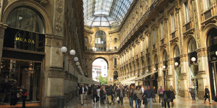 Shop in Milan's drawing room